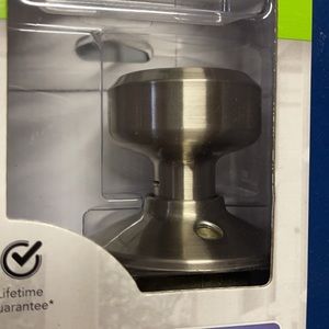 Schlage closet Door knobs ❤️ 2/$15